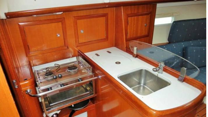 Oceanis 393
